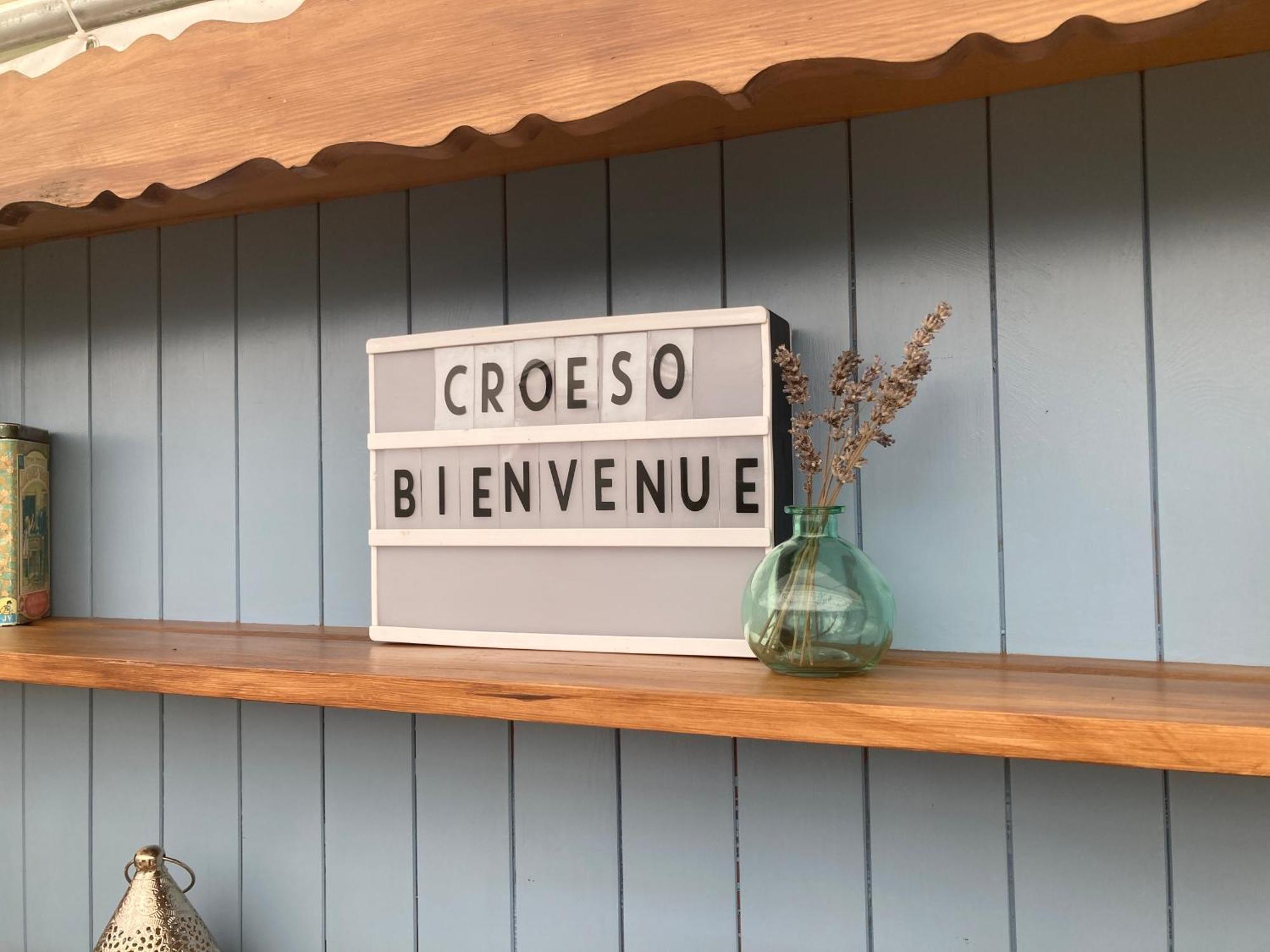 Hotel Au Pre Fleuri Eco Glamping Le Lindois Esterno foto